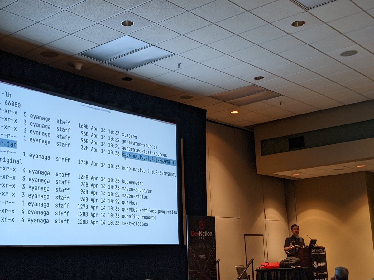 eudriscabrera's tweet image. The Future is Kube-Native by @yanaga 
#DevnationDay #devnexus2022 
@rhdevelopers