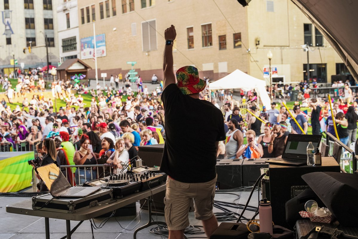 It's a crowd-pleaser! 1 Day to Go before <a href="/Lock3Akron/">Lock 3</a> releases the 2022 @975WONE Rock the Lock Schedule! 

photo: <a href="/BlaakMedia/">Blaak Media</a>