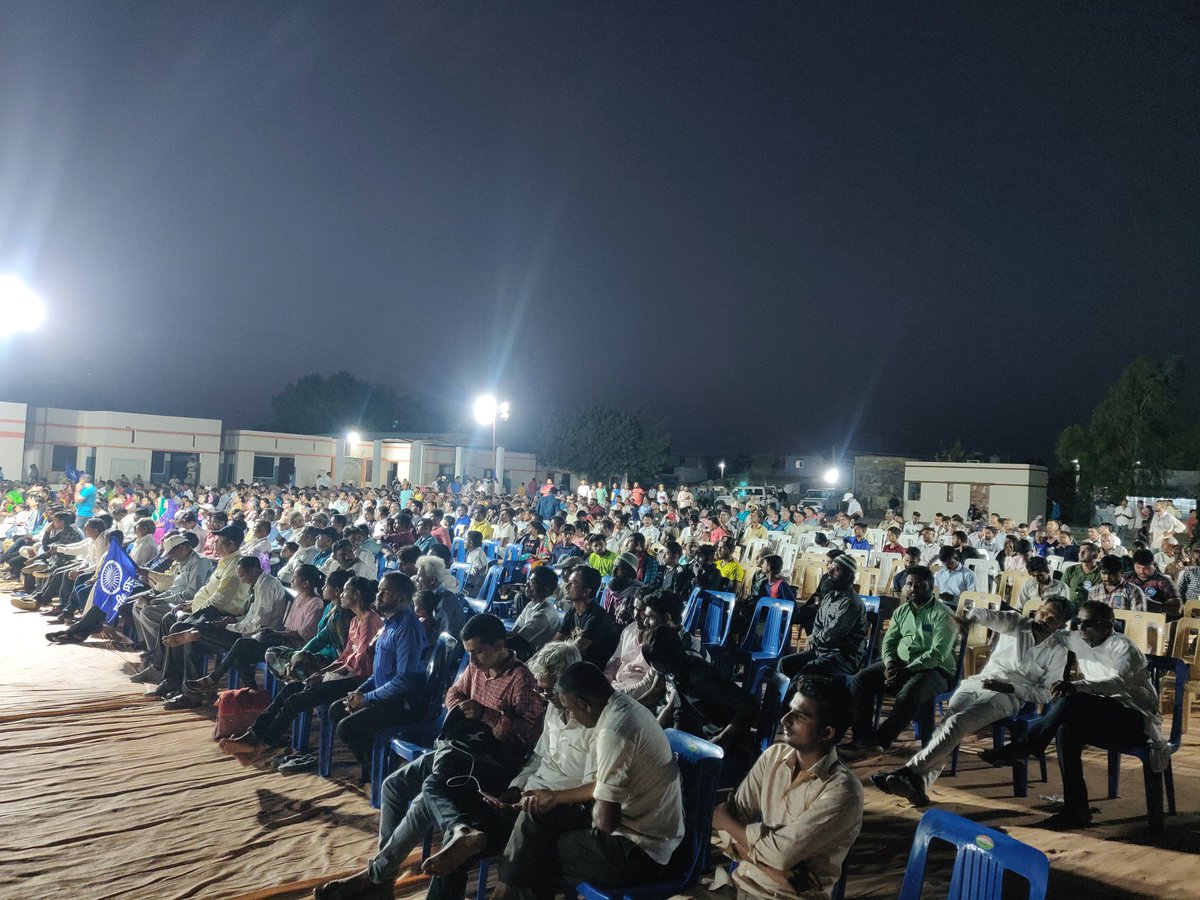 WamanCMeshram's tweet photo. बामसेफ एवं भारत मुक्ति मोर्चा द्वारा आयोजित डॉ० बाबासाहब अम्बेडकर के 131 वें जन्म जयंती के अवसर पर विशाल प्रबोधन सम्मेलन.

दिनांक-14 अप्रैल 2022.

अध्यक्षता - मा.वामन मेश्राम, राष्ट्रीय अध्यक्ष, बामसेफ एवं भारत मुक्ति मोर्चा, नई दिल्ली.

#AmbedkarJayanti #WorldEqualityDay https://t.co/2pXTHeTjUs