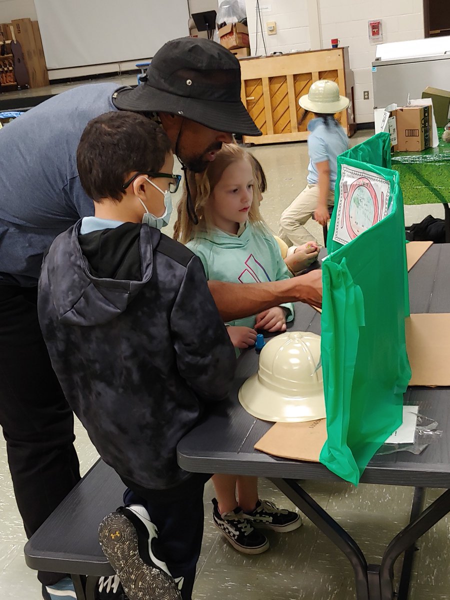 Uncas Elementary School tweet media