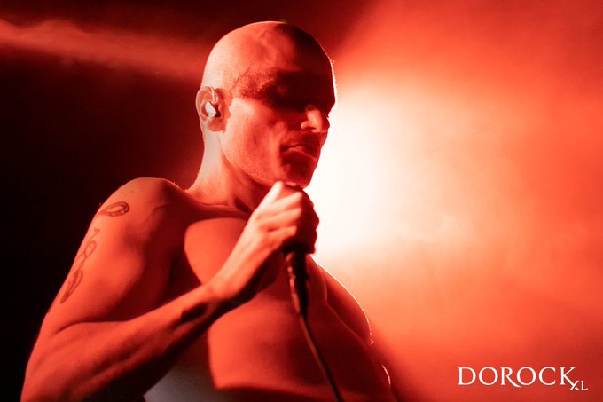 View image on Twitter