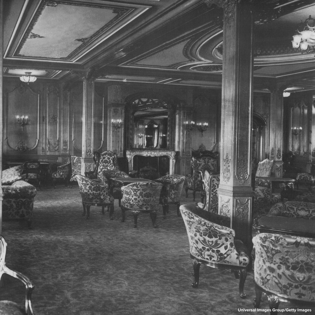 ABC's tweet photo. ON THIS DAY: 110 years ago, the British liner RMS Titanic collided with an iceberg in the North Atlantic at 11:40 p.m. ship’s time and began sinking. 

The ship went under two hours and 40 minutes later with the loss of 1,514 lives. https://t.co/T1N0u00Ota https://t.co/OVFUxEYtnH