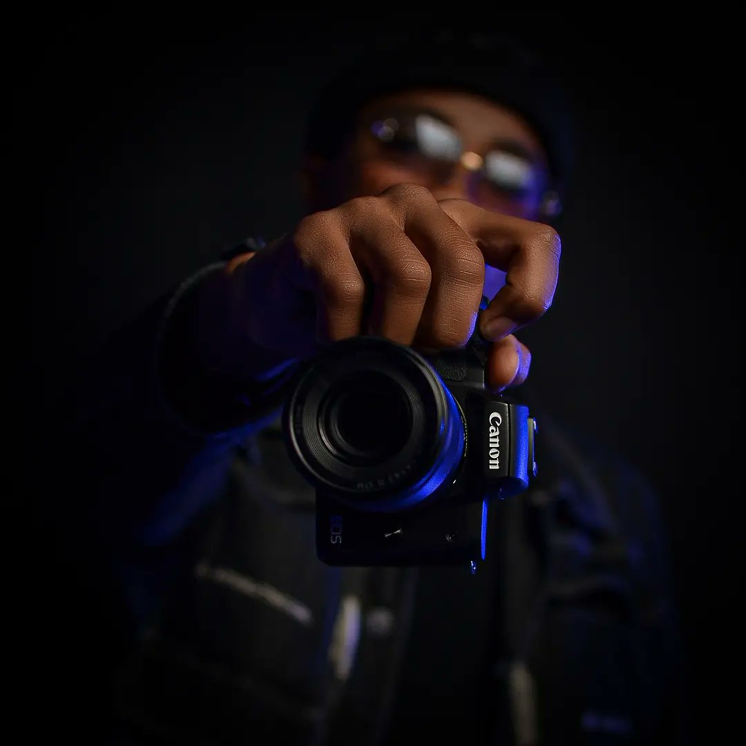 Mthunzi_mbuyisa on IG &amp; Work Acc is hood.brazzo on IG.

<a href="/CanonRSA/">Canon South Africa</a>