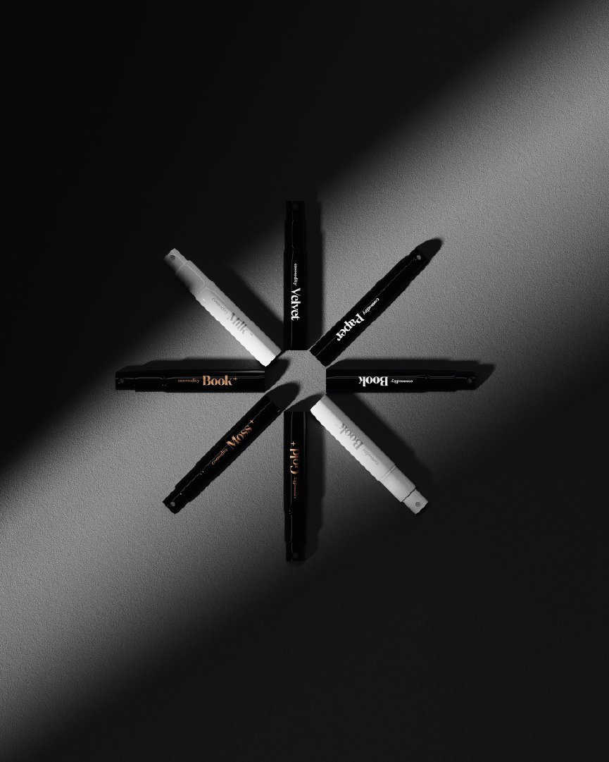 icodesign's tweet photo. The challenge of being a direct-to-consumer fragrance brand is an obvious one – you can't smell the fragrances online. The Exploration Pack helped to bridge this gap by offering a sample-size selection of Commodity's flagship fragrances. 

#styleyourcommodity #fragrance #perfume https://t.co/foxY8gUzcg