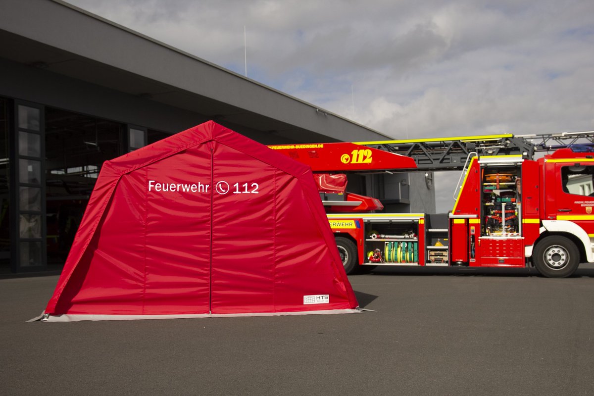 htstentiq's tweet photo. HTS TENTIQ has recently supported a local fire department. The company unveiled the new Portable Privacy Tent - a tent that can be used by first responders to remove contaminated clothing. Read more about the new product here: https://t.co/4aT41BXa94 https://t.co/IH0C0QTnxA