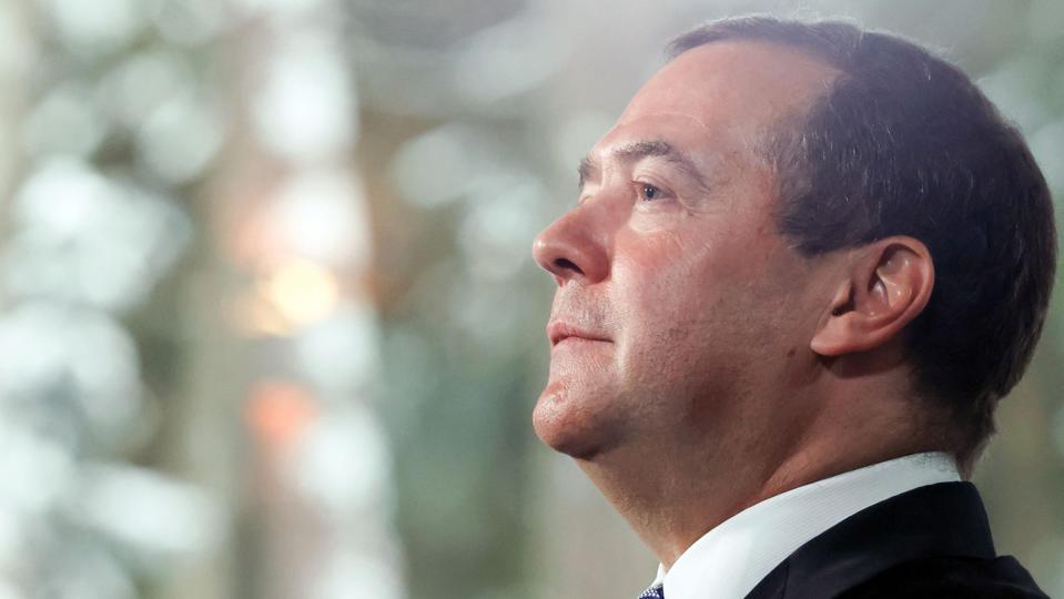 Russia Will Deploy Nukes In The Baltics If Finland And Sweden Join NATO, Former President Medvedev Warns forbes.com/sites/siladity…
