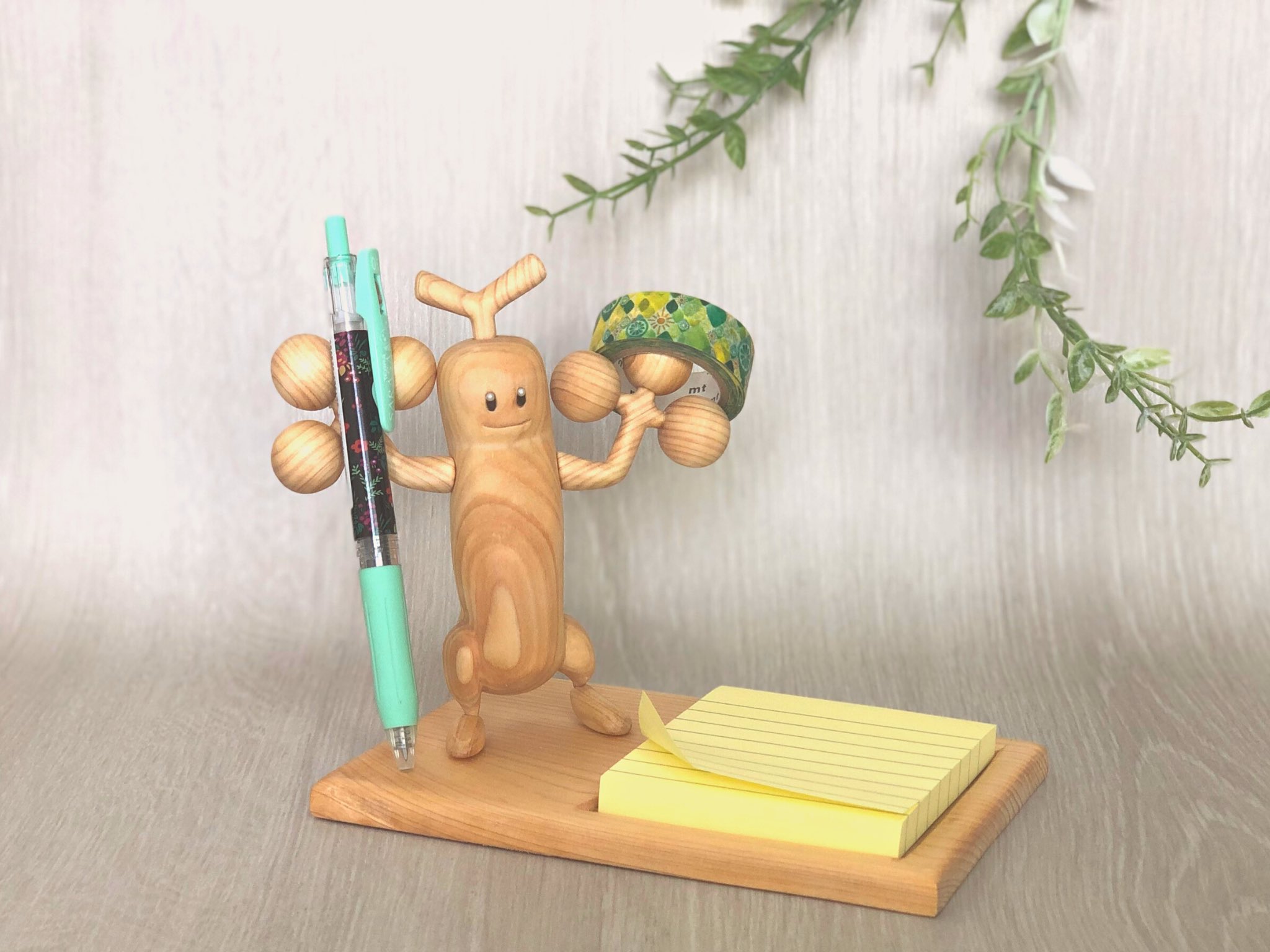 木彫りのぽっぽ ぽっぽの木彫りチャンネル 木彫りポケモン 木彫りウソッキーの小物入れを作りました 色々持たせてみた T Co Kfz4dwbmzj Twitter