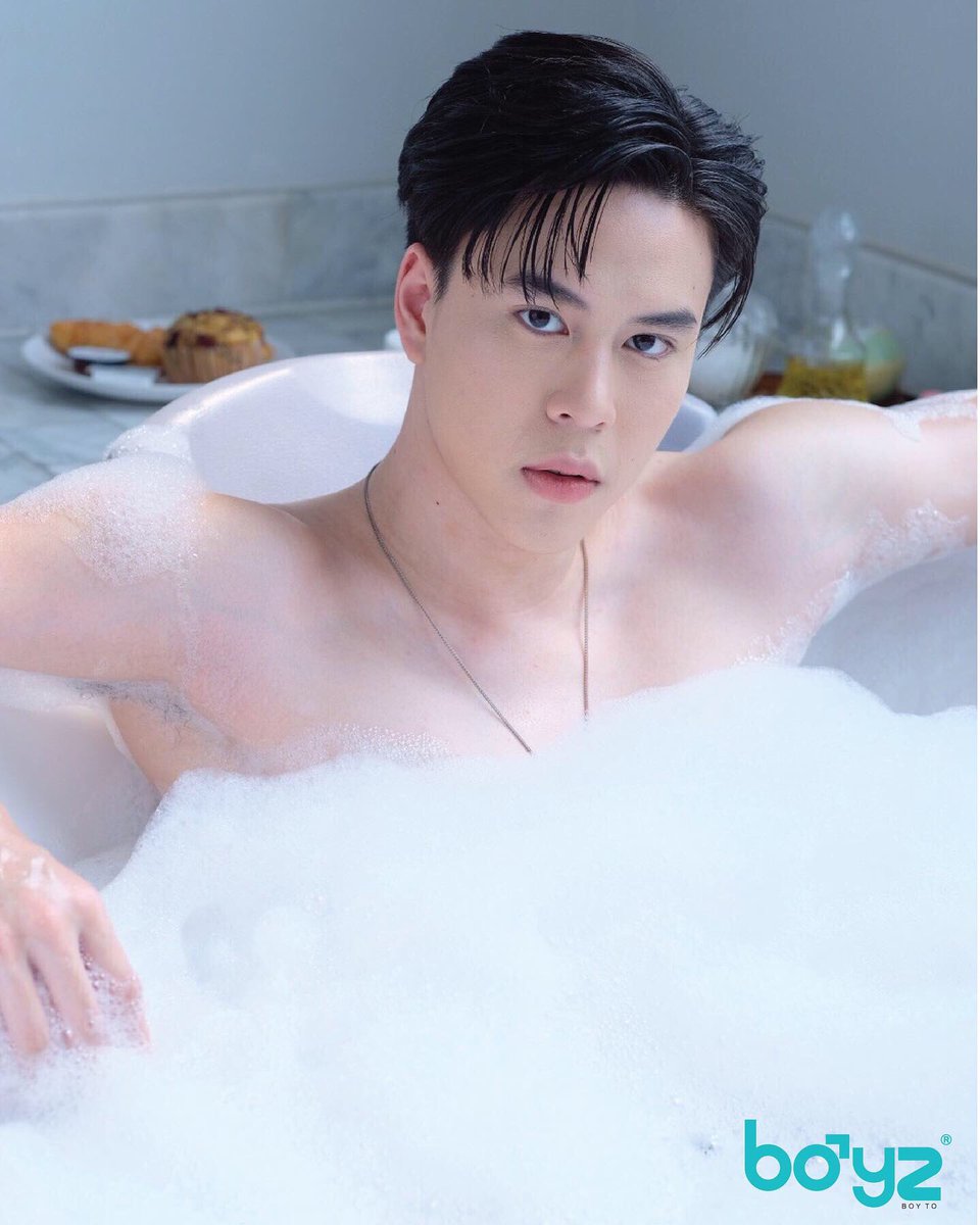 boy2_to's tweet photo. Sawasdee Songkran day 💦 -OJ- https://t.co/SeEpjsKdYk