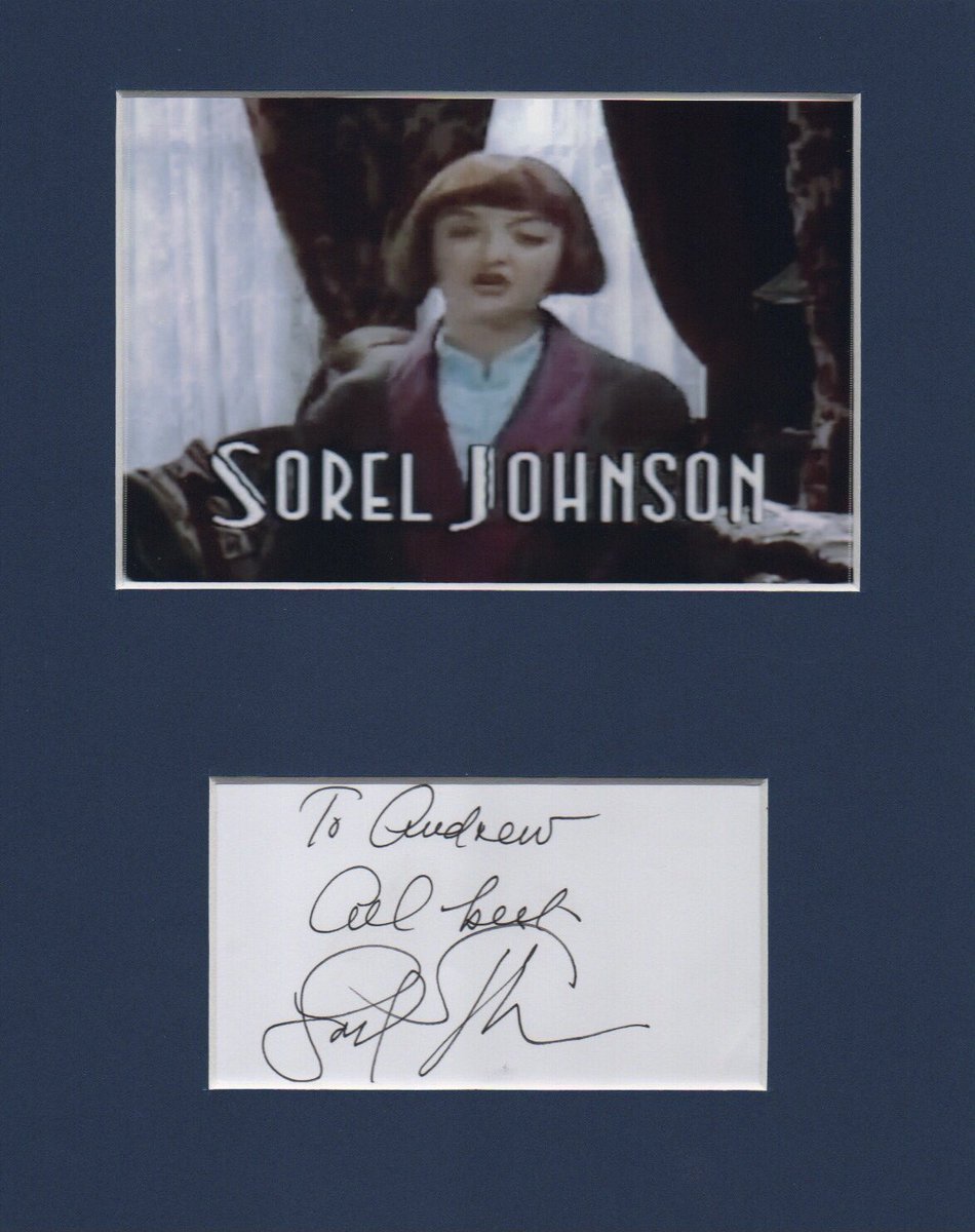 AndrewJRuff36's tweet photo. Afew more Autographs obtained, now mounted and framed.
#HideHi #YouRangMLord #Autographs #PhotoMount https://t.co/yVqqBnYKeT