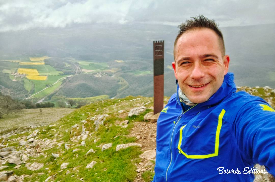BasurdeEditions's tweet photo. Nada como un poco de monte en vacaciones!! 🏞️🥰
----
#basurde #BeAdventurer
----
#senderismo #total_euskadi #randonnée #themountainiscalling #euskogram #euskadi #naturelover #euskofotos #loves_euskadi #igerseuskadi #LOVES_MOUNTAINS_ #loves_adventure https://t.co/i18ZBiP4Dq