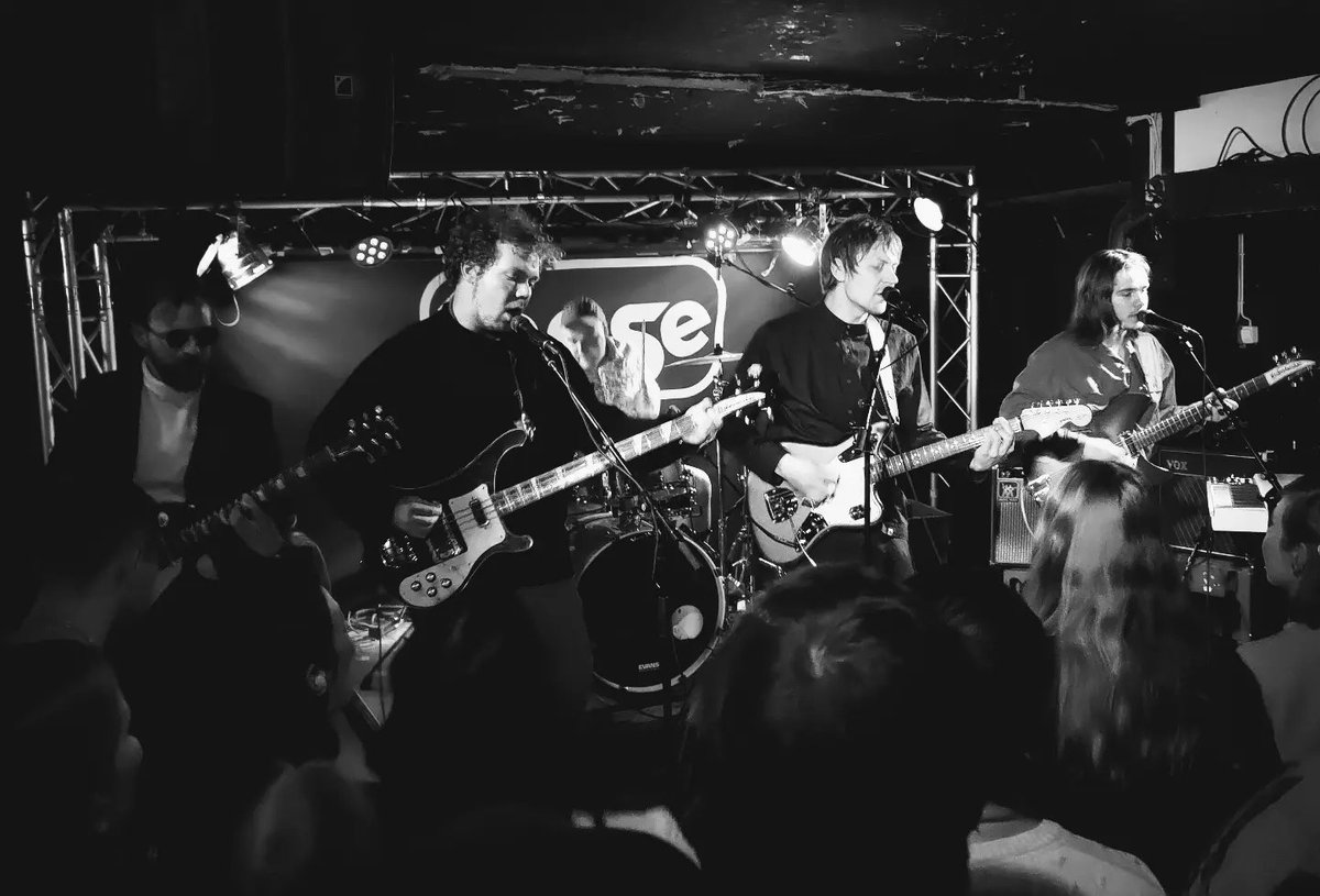 Gig #21 2022. Absolutely wonderful to see <a href="/Pastisband/">Pastis</a>
play live again. Been following the guys for a few years now, they always sound really good.🤘🙌😎 #Deangigs2022 #supportlocalmusic