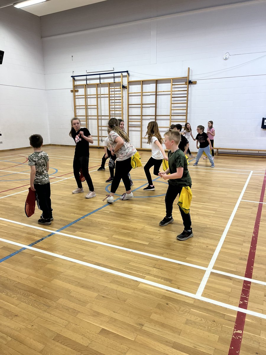 ActiveSchAngus's tweet photo. 1st morning of our Easter โญ๏ธStrathmore Sports Starsโญ๏ธ programme @StrathmorePS lead by @ForAcad Netball Leader, Demi & Young Ambassador, Neva.Lots of fun, games & smiles ๐ Thanks to @anguscouncil for the packed lunches #ActiveEveryDay #ActiveEaster #StrathmoreStars #ActiveForfar https://t.co/JCDPx2OfMs