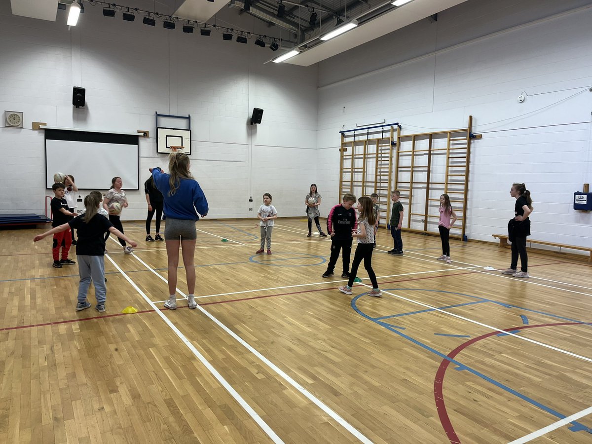 ActiveSchAngus's tweet photo. 1st morning of our Easter โญ๏ธStrathmore Sports Starsโญ๏ธ programme @StrathmorePS lead by @ForAcad Netball Leader, Demi & Young Ambassador, Neva.Lots of fun, games & smiles ๐ Thanks to @anguscouncil for the packed lunches #ActiveEveryDay #ActiveEaster #StrathmoreStars #ActiveForfar https://t.co/JCDPx2OfMs