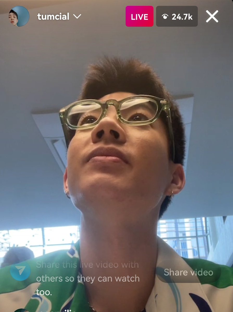 offgunmarriedt's tweet photo. ang gwapo naman ni uno 🤧 https://t.co/voBM1yfanY