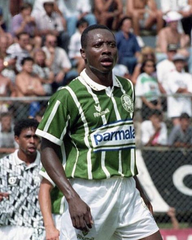 Mazinho__17's tweet photo. Con mucha pena recibo la noticia de mi ex compañero Freddy Rincón. 

Mis condolencias a todos los familiares y amigos. Descansa en paz. https://t.co/XvVf1InHYh