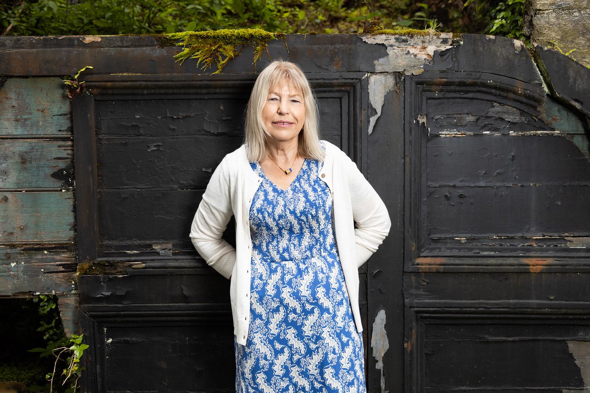 corkcitylibrary's tweet photo. Beginners Pluck
Saturday 23 April at 2.00 pm | City Library, Grand Parade.
Beginners Pluck features weekly in the Irish Examiner.
Sheila Armstrong, Edel Coffey, Catherine Prasika in conversation with Sue Leonard.
#CorkCityLibraries #CWBF22 https://t.co/6Gjb04UxXX