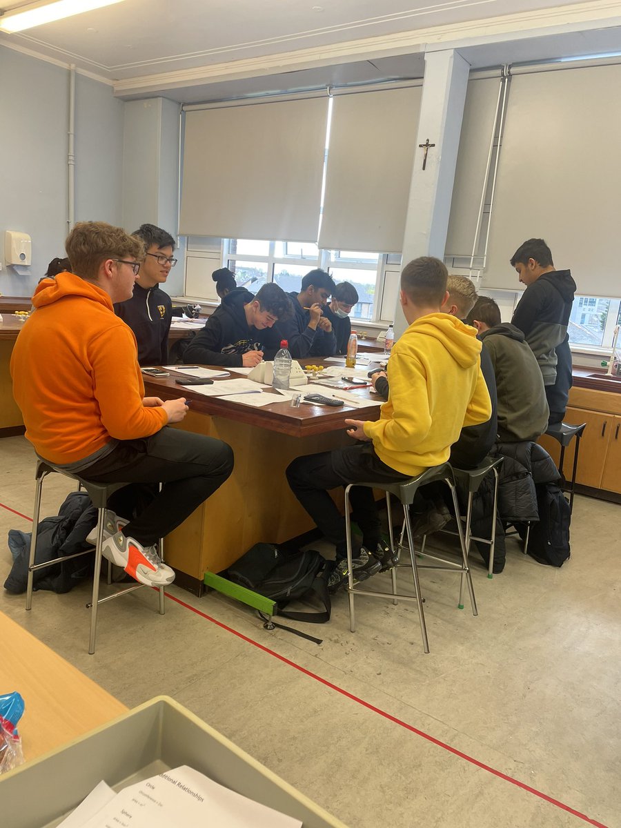 Miss Newell tweet media