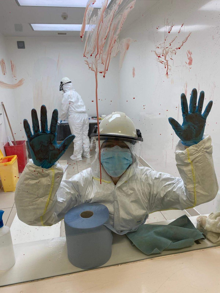 saifijabbour's tweet photo. My daughter! Master in Forensics Sciences. https://t.co/LE12at1wAy