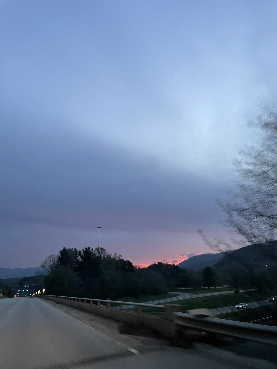LeonLavell's tweet photo. Once more I beat the sunrise
#JBisms https://t.co/qlPVug6eU6
