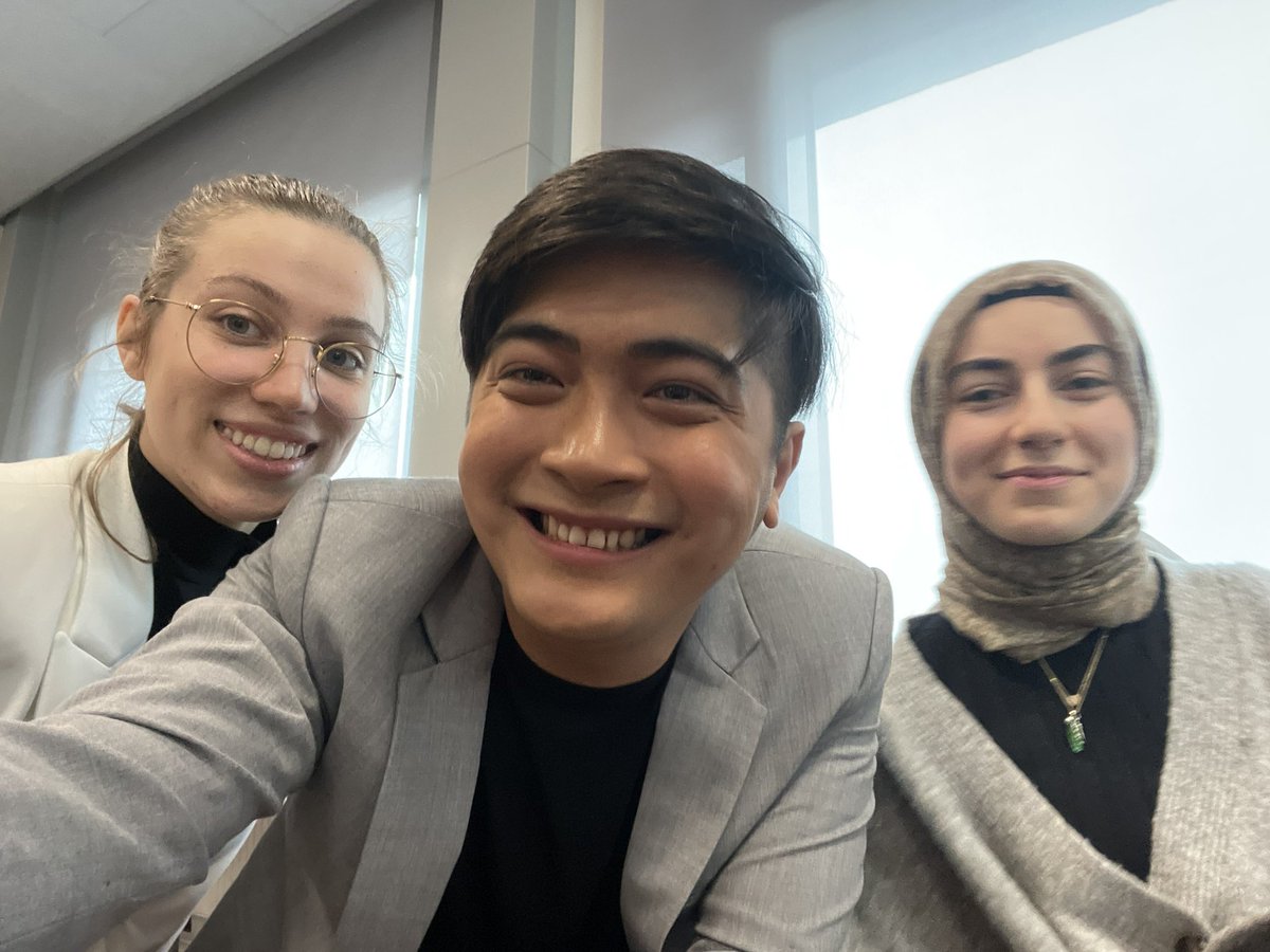 SiapcoArmar's tweet photo. Felt nervous but had fun at the same time during Communication for Global Business. @MetropoliaBiz @CarolGabanelli @feyzakocerr @shwetakkad https://t.co/2sMMQFA5Dq