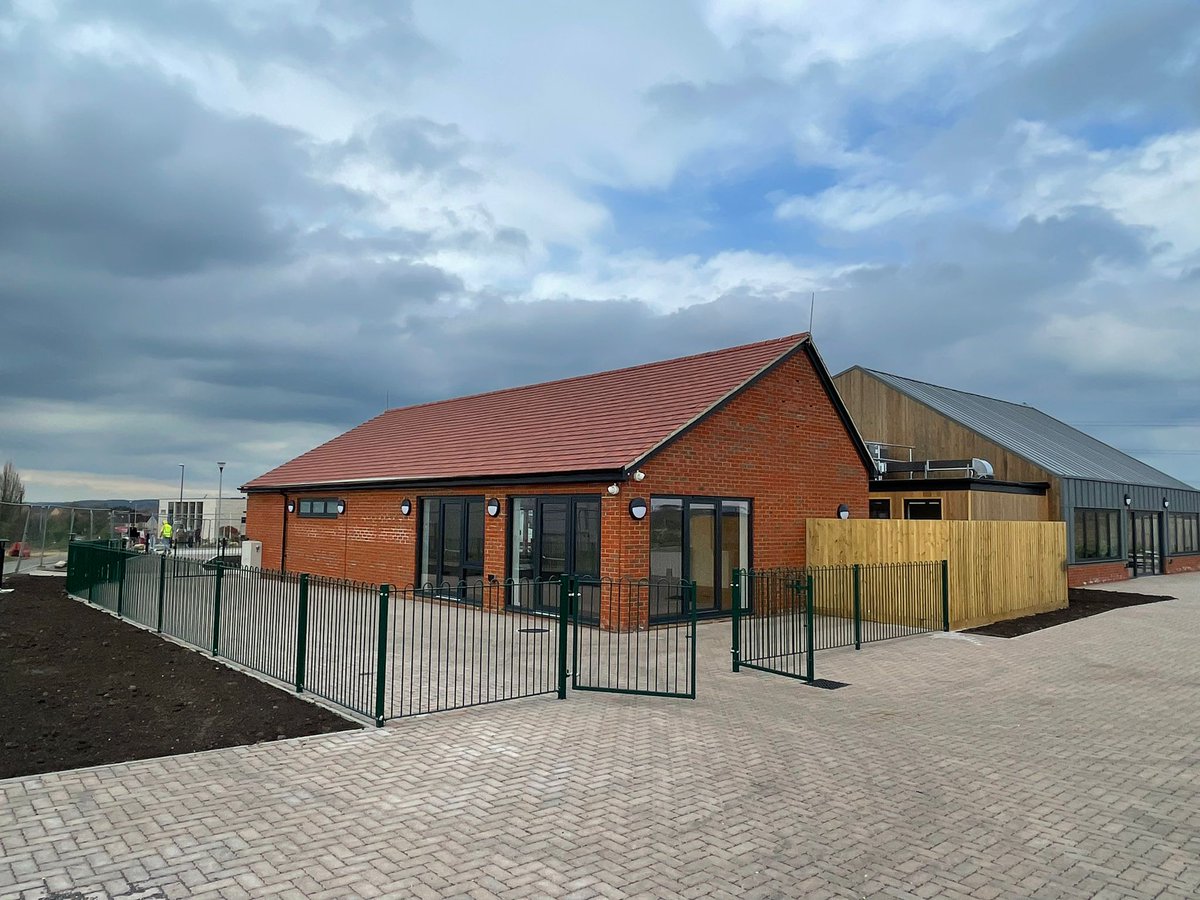 FocussGroup's tweet photo. This week marks the completion of a successful year working on one of the most exciting building projects for Focuss Group Construction, Roman Park Hall in Aylesbury, Buckinghamshire. We are fortunate and grateful to have worked with an amazing group of partners and collaborators https://t.co/P4ReY6MlMx