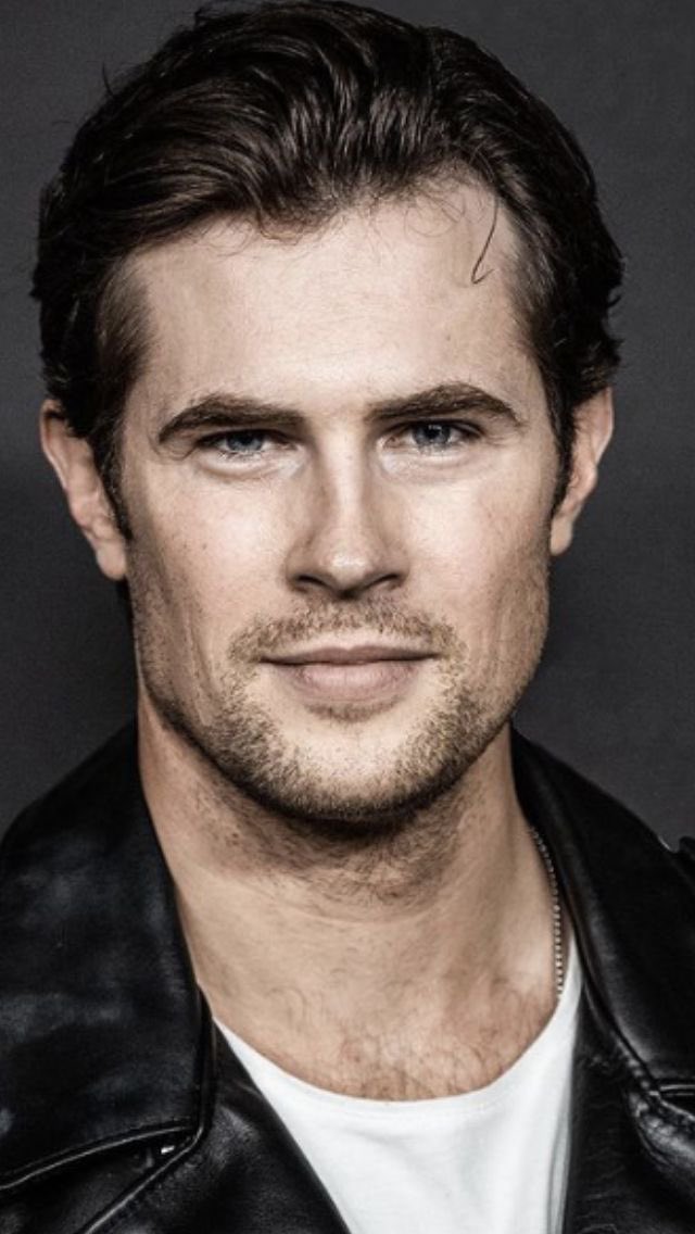 nasabuf's tweet photo. #lovethisman #davidberry #remarkable #magnificent #humble #gracious #witty #fun #kind #brilliant #tohearandbeheard #remarkableman #extraordinarilytalented #incrediblytalented #mosttalented #extremelytalented #sexiestman #sexiestmanalive, inside/out #hot #sexiestmanintheuniverse https://t.co/x4xtGTJIpU