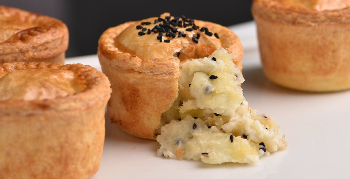 BakerLand_KSA's tweet photo. ما يحلا فطوري إلا مع پاي الجبن 😋

#بايدايز #piedays #اكلات_رمضان https://t.co/NVpceUZjOM