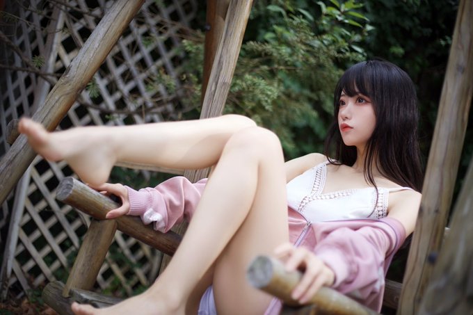 コスプレイヤーしろさきのTwitter画像37
