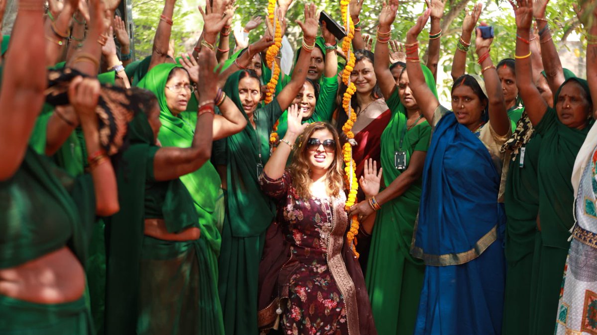 Women in Varanasi's Villages Wanted to End Gambling and Alcoholism. They Started 'Green Gang'.

#HopeWelfareTrust