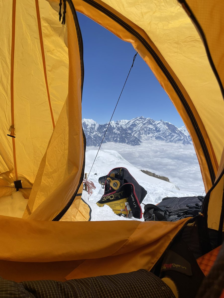 CatchmeAnuRag's tweet photo. On April 9th,2022 at 11:20am Nepali time, Summited Dhaulagiri(धौलागिरी) without supplemental oxygen, the seventh highest mountain in the world at 8,167 metres (26,795 ft) above sea level…
1st Indian to climb 2 x 8000 meters without supplemental oxygen!
#DhaulagiriNoO2 https://t.co/wNQ6qryRb3
