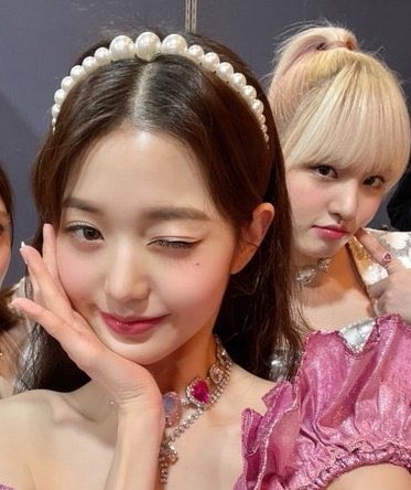 wonlizarchive's tweet photo. 🌸💭 #WONYOUNG #LIZ #아이브 https://t.co/03CnULGHly