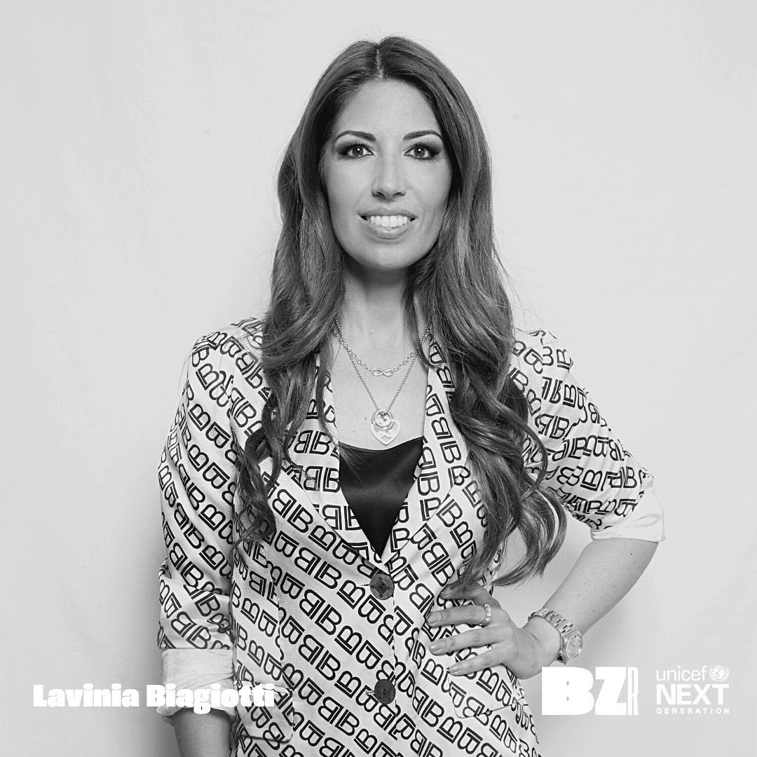 lavibiagiotti's tweet photo. Orgogliosa di supportare il progetto BZR by Next Generation UNICEF Italia, il temporary e-market dove acquistare significa donare.   
Il ricavato verrà utilizzato per supportare l’UNICEF nell’EMERGENZA in UCRAINA.
Trova il tuo pezzo del cuore su https://t.co/841PRQAGRb https://t.co/YSoaDU9tDl