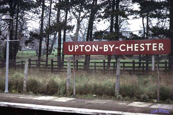 UptonChester's tweet photo. @IanHopkinson_ @ShitChester @jde7582 @eportsocial 👍 https://t.co/v8mBawvMZY https://t.co/FrIMnyQVJo