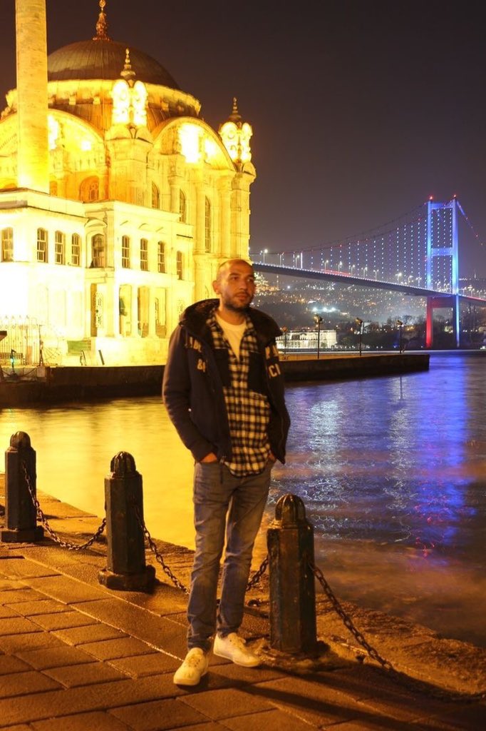 HakbilenCaner's tweet photo. #ortaköy #beşiktaş https://t.co/Zgoz9kTxnR