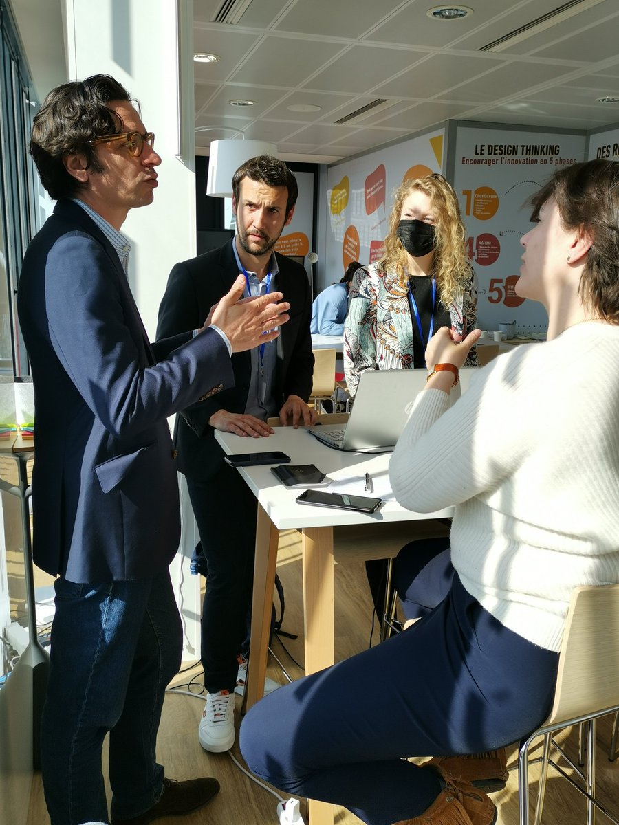 TitouanMartinB's tweet image. Clap de fin sur ce Peerlearning européen organisé par le @Sports_gouv 👏🇪🇺
2 jours intenses d'échanges sur la thématique "0 déchets et 0 carbone dans les événements sportifs". Merci aux experts venus de 12 pays européens pour leur participation !
🔜 Livrable complet à venir.