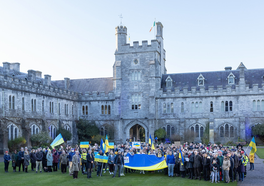 UCC today announces our new Sanctuary Fellowship Scheme. 
 
Scholars &amp; staff members from third level institutes outside of Ireland who are at risk as a result of conflict or other serious human rights violations can apply for a 6 month fellowship in UCC.

ucc.ie/en/news/univer…