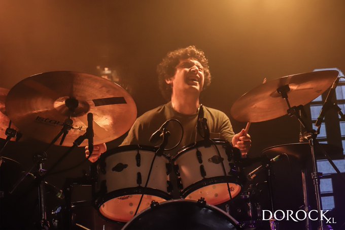 View image on Twitter