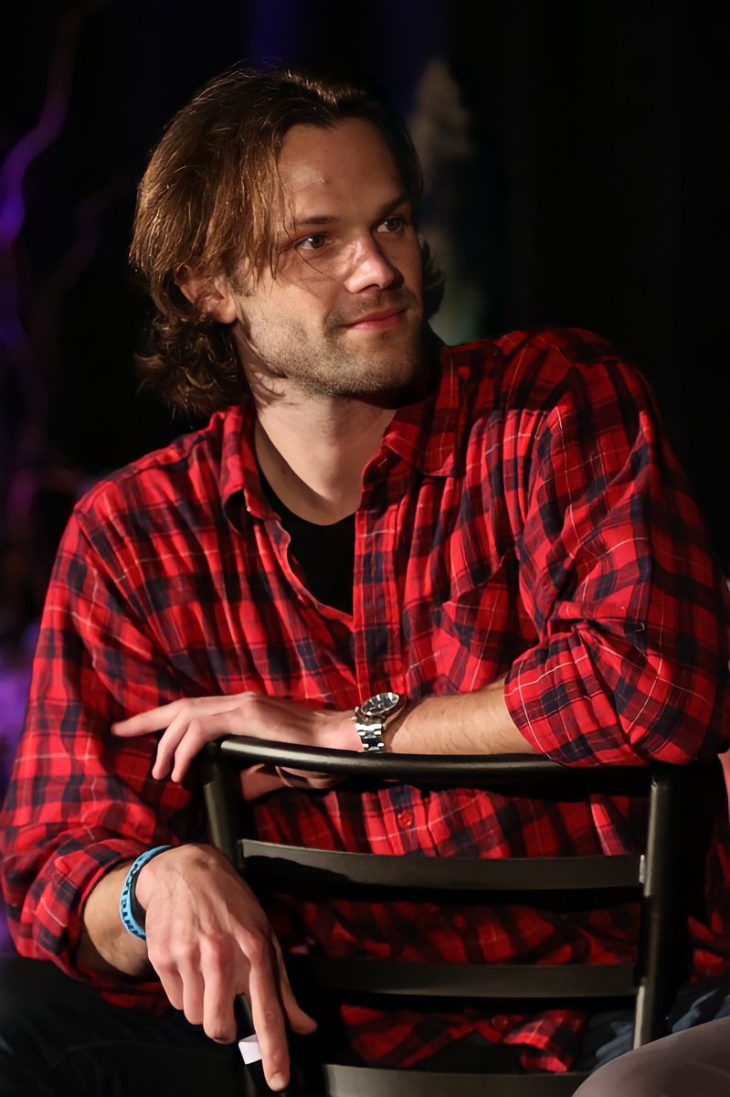 ArchiveOfJared's tweet photo. Jared Padalecki
Houston con 2016 https://t.co/lB7wXTm8kq