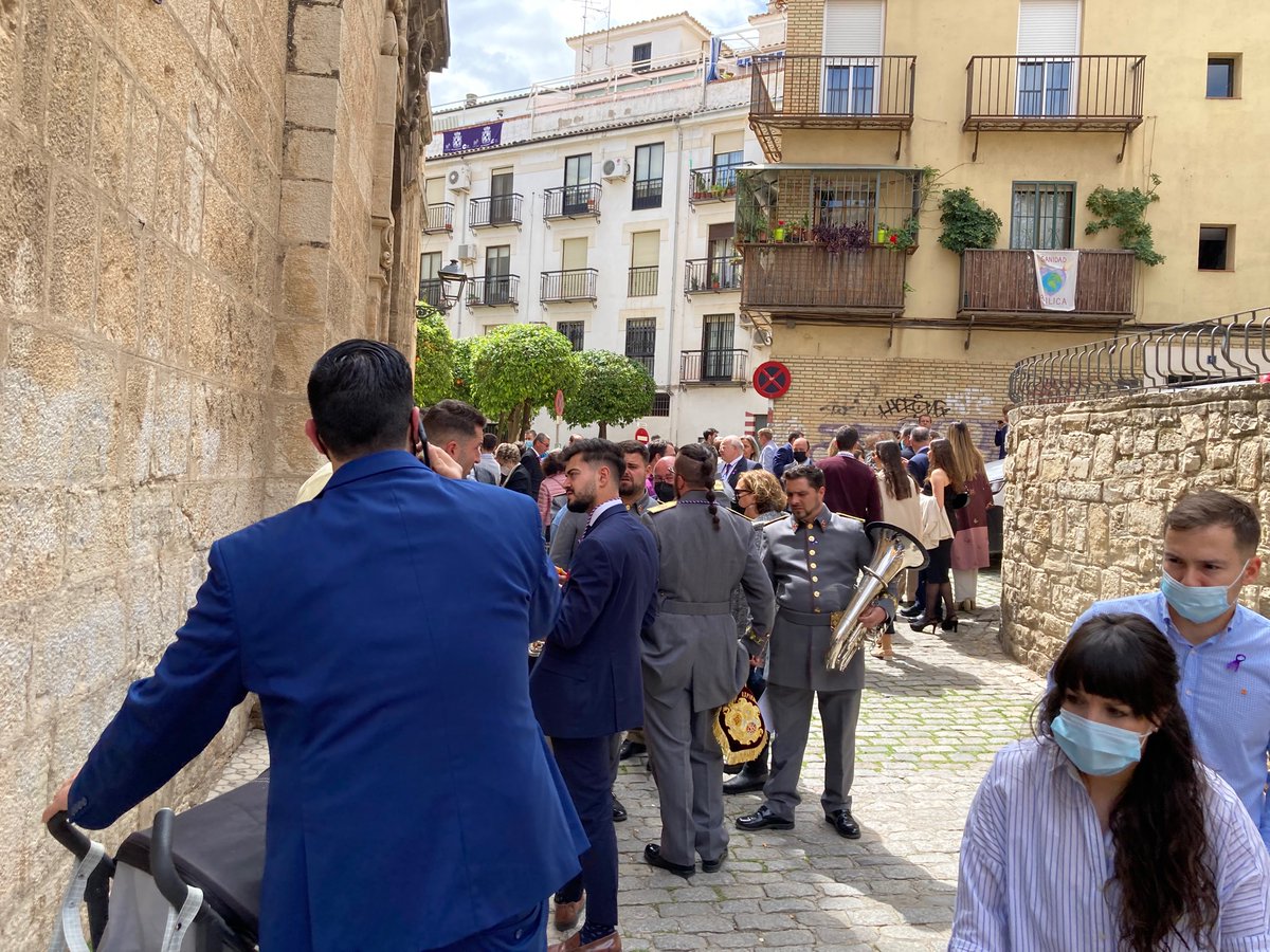 HExpiracionJaen's tweet photo. Momentos cofrades en San Bartolomé.

#Expiración #SietePalabras #SeptemVerba #25AniversarioSietePalabras https://t.co/9HgIxnw9Oi