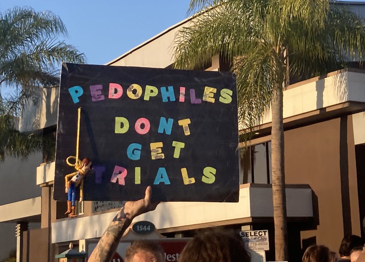 AliciaStella's tweet image. This crowd was small, but their message is scary. In case there’s any doubt this is going to lead to violence against the LGBTQ community, imagery like this is starting to show up.