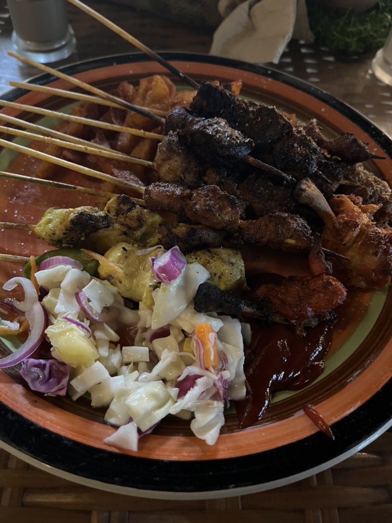 Affordable restaurants in Dar es salaam,Tanzania🇹🇿 Thread The Tribe