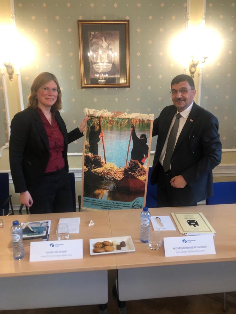 PlanSecu's tweet photo. Together w/ colleagues from @Clingendaelorg Academy, we met with the Iraqi Minister of Water Resources Mahdi Al Hamdani. We discussed transboundary water issues &amp; @PlanSecu climate security dialogues in south #Iraq.

Stay tuned for our upcoming papers on water security in Iraq! https://t.co/9vciMe7uwK