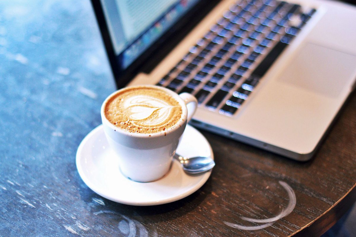 LavoAline's tweet photo. the best thing 😍

#coffeebreak #CoffeeTime #coffeetwitter 
#nftgirl #girls #richwoman #rich #freemind #NFTCommunity #nfts #BAYC #Cryptos #MONEY #Cryptogirl #BTC https://t.co/mMQU31vX6y