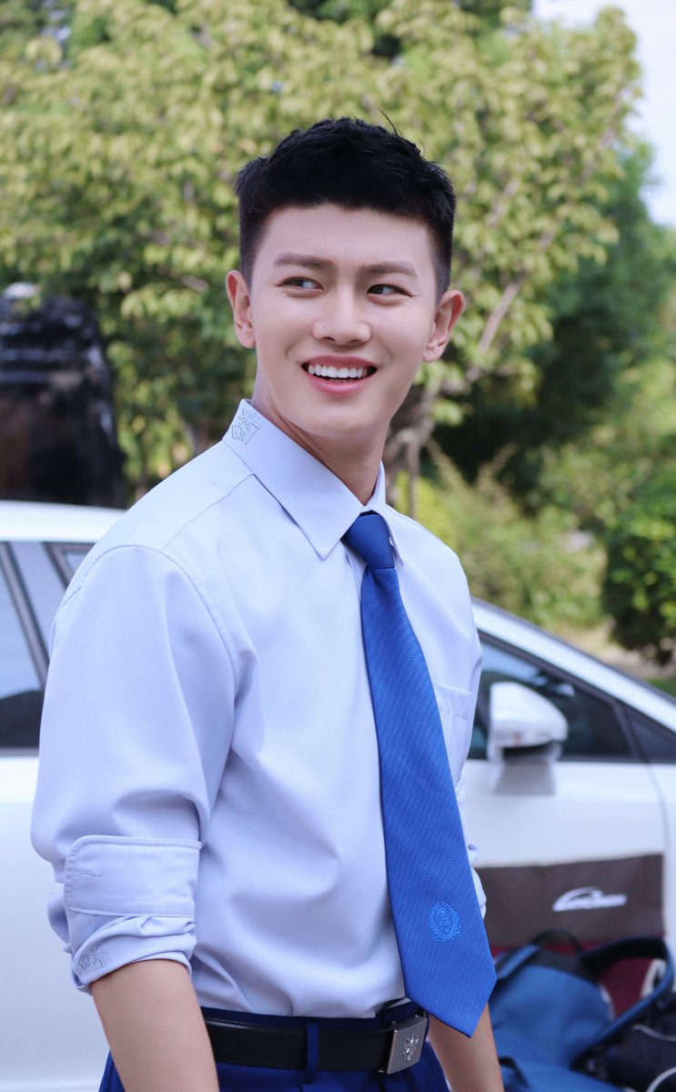 myhappy114's tweet photo. ยิ้มนี้ที่รัก เจ้าต้าวแก้มของเจี่ย 🥰🥰
#เหรินเจียหลุน
#เปลวไฟสีน้ำเงิน #BlueFlamAssault
Cr. 白羊RJL https://t.co/OLDzBI2yiJ