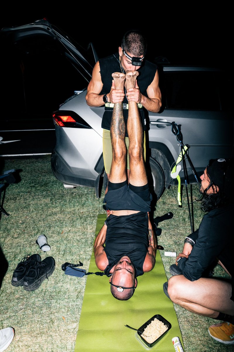 tenthousandcc's tweet image. @robbiebalenger has just made it past the 217 mile mark!
🏃💨💪
#OutlastTesla
#FeatsofStrength
#BETTERTHANYESTERDAY