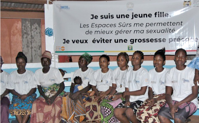 unfpa_benin's tweet photo. La ville de #Pobè dans le Plateau 🇧🇯 a accueilli le lancement des "Espaces Sûrs" pour renforcer l'autonomisation des femmes et filles dans le cadre du projet SWEDD @BeninProjet, avec l'appui de @Pop_Council, #Promundo et @unfpa_benin https://t.co/0GI03F1Dq5