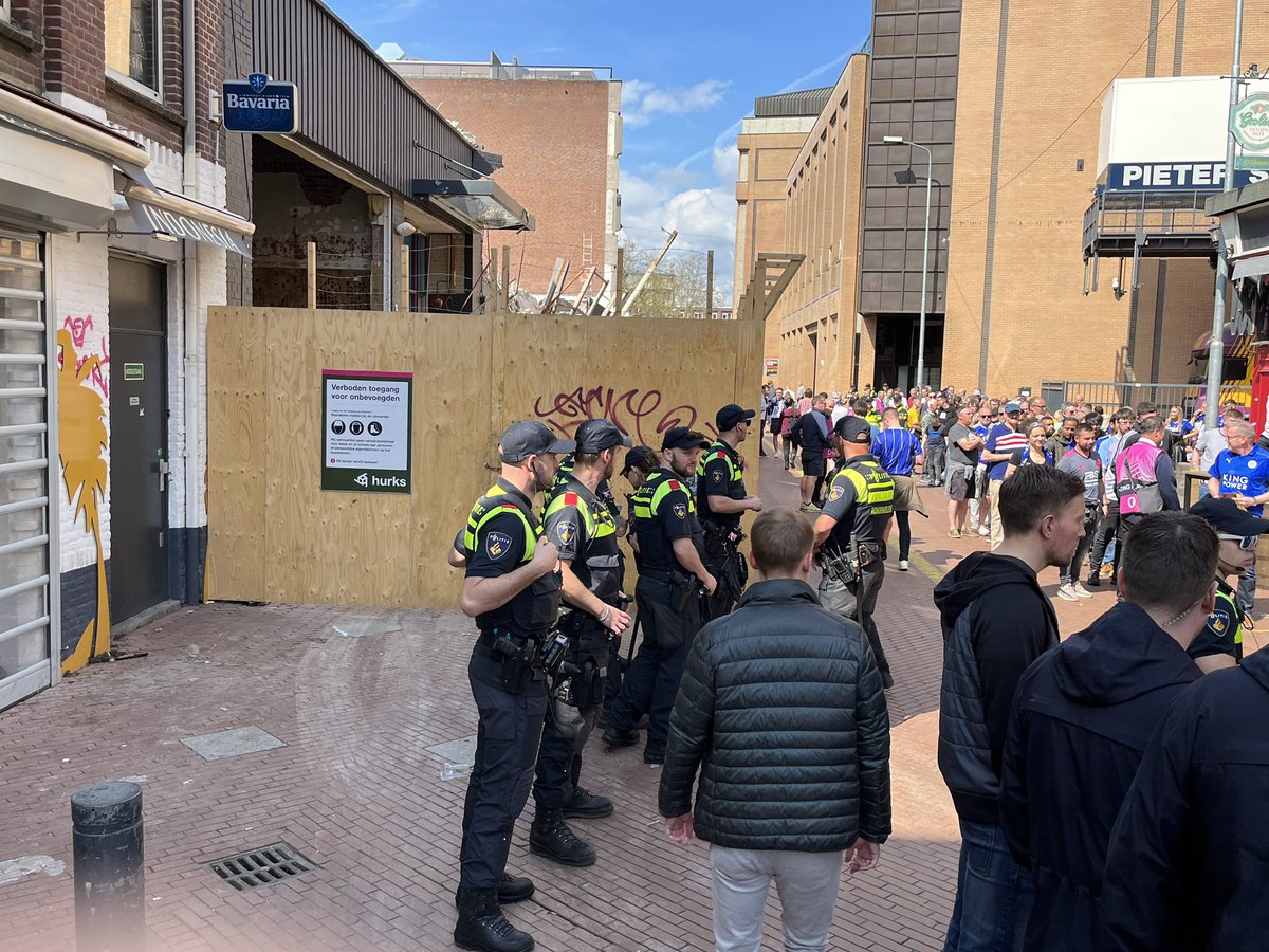 ec_callaghan's tweet photo. A steel girder has just fallen from a demolition site onto a queue of Leicester City fans waiting for tickets in Eindhoven.

Amazingly only one person injured.

#lcfc #LEIPSV #psv #eindhoven https://t.co/CTy1Dc6adt