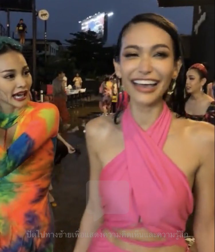 Sorntt1's tweet photo. เปียกน้ำยังสวย #ไฮดี้ภูเก็ต #missgrandthailand2022 https://t.co/wARnv9zgK2