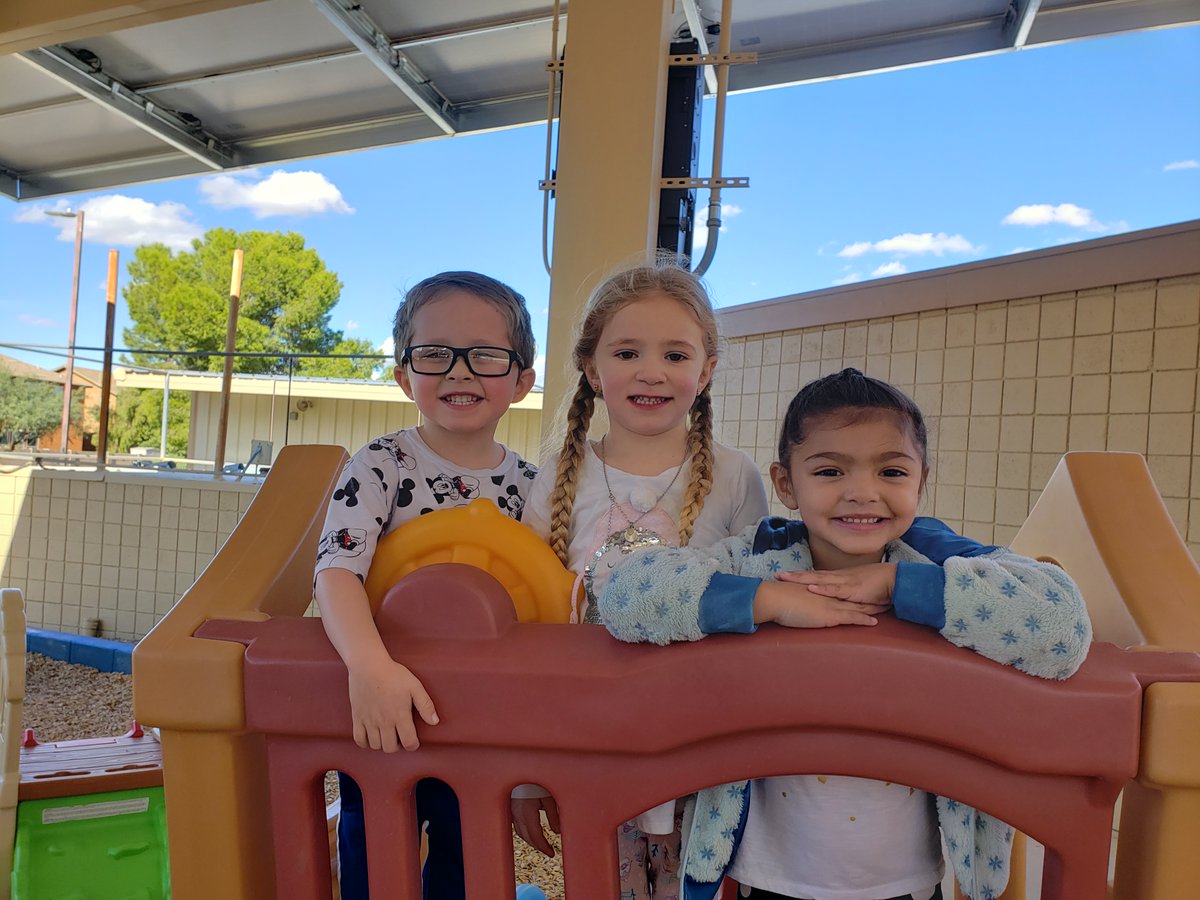 La Paloma Academy tweet media