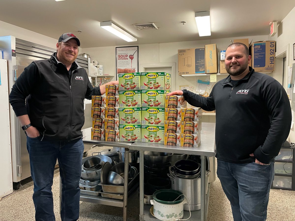 WeKnowTrucks's tweet photo. A morning donation to Our Community Table by the ATG Westfield Team! #Haulin4Hunger #NonperishableDonation https://t.co/mMVJkHppPN